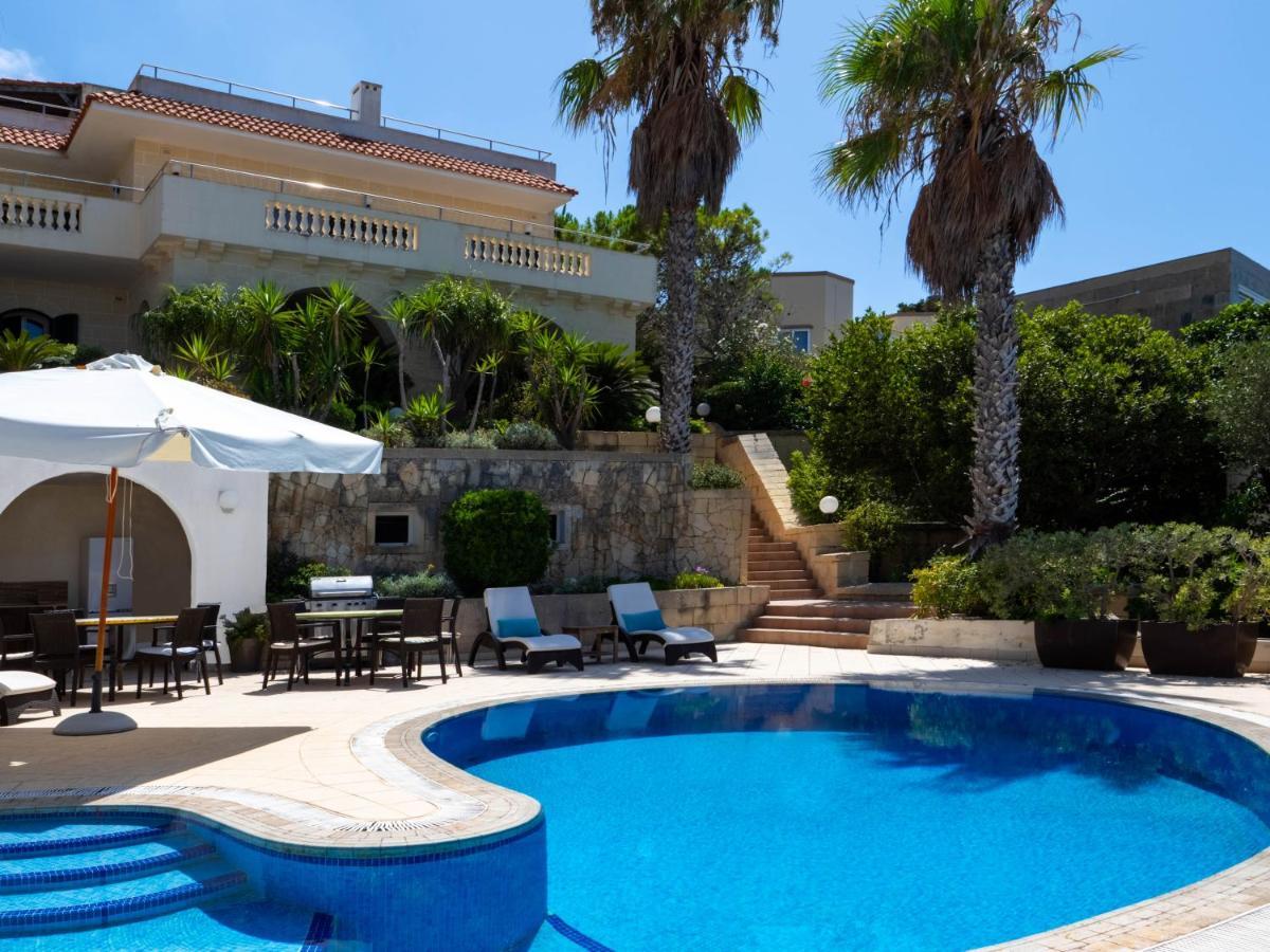 Villa Palma - Sunset Sea Views With Pool, Jacuzzi, Sauna And Games Room Mellieha Exterior foto