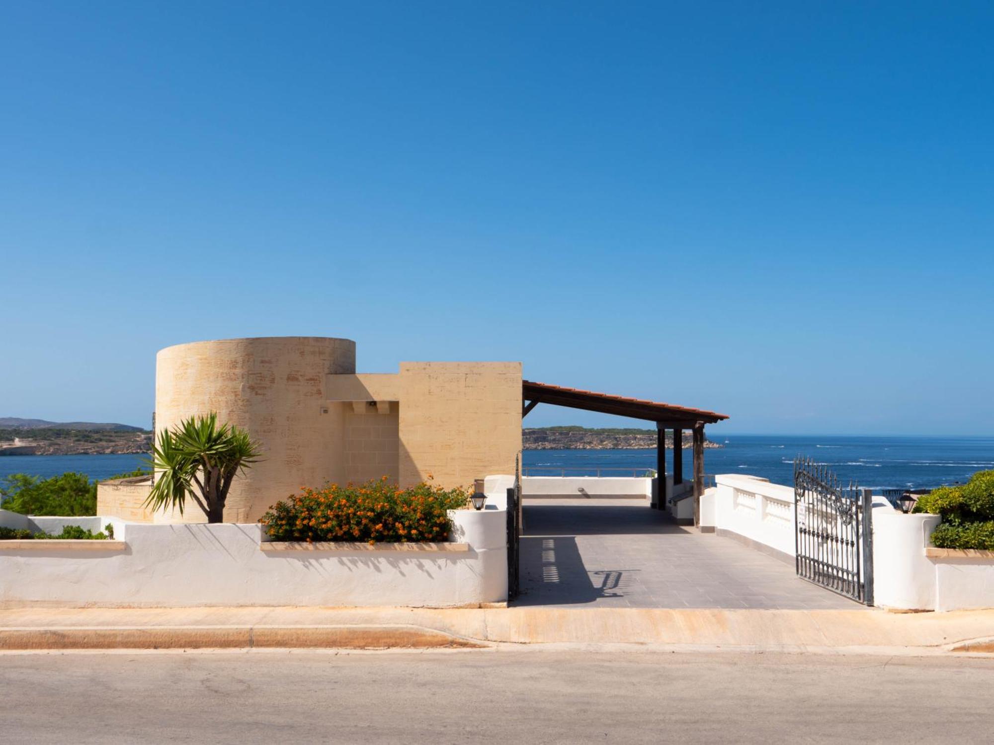 Villa Palma - Sunset Sea Views With Pool, Jacuzzi, Sauna And Games Room Mellieha Exterior foto