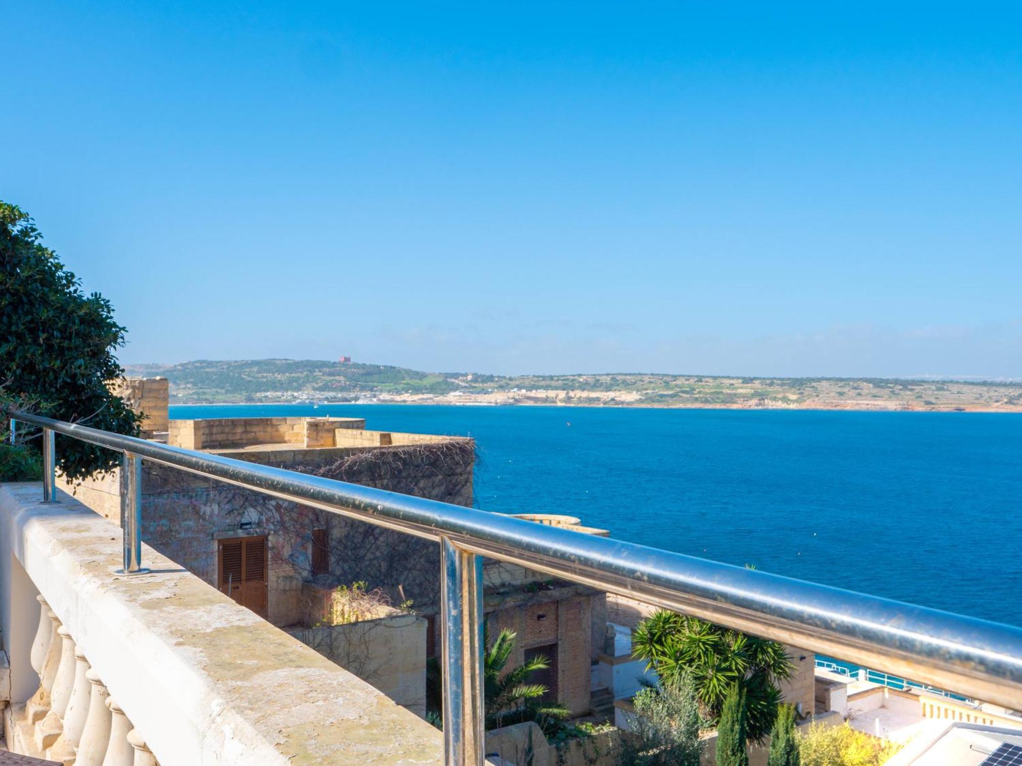 Villa Palma - Sunset Sea Views With Pool, Jacuzzi, Sauna And Games Room Mellieha Exterior foto